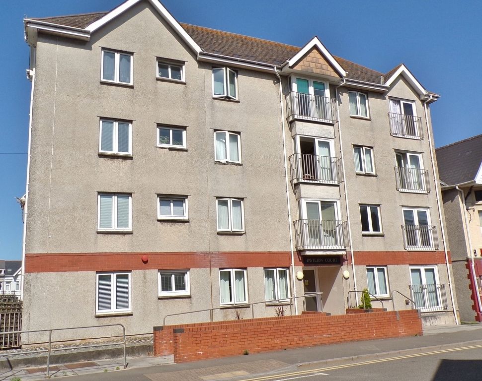 2 bed flat for sale in Pavilion Court, Mary Street, Porthcawl CF36, £129,950