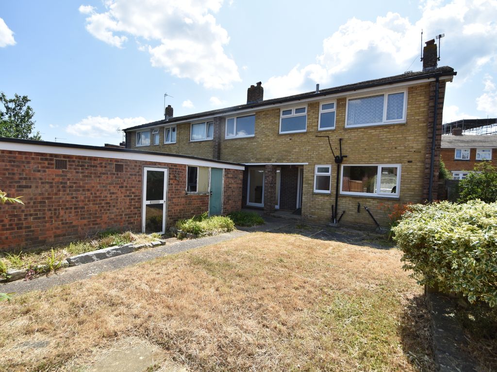 4 bed semi-detached house for sale in Froxfield Road, Havant PO9, £305,000