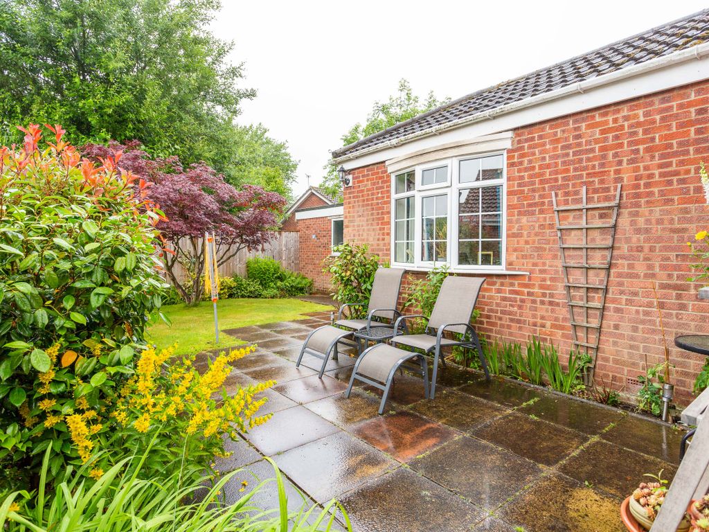 2 bed detached bungalow for sale in Rowley Court, Earswick, York YO32, £335,000