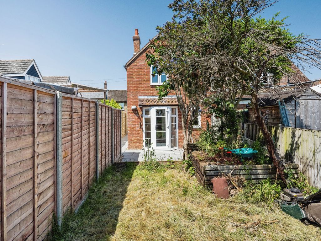 2 bed cottage for sale in Silver Street, Stevington, Bedford, Bedfordshire MK43, £269,950
