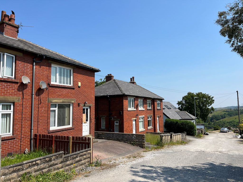 2 bed semi-detached house for sale in Sunnyside, Sowood, Halifax HX4, £175,000