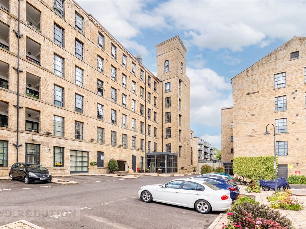 1 bed flat for sale in Stoney Lane, Longwood, Huddersfield, West Yorkshire HD3, £120,000