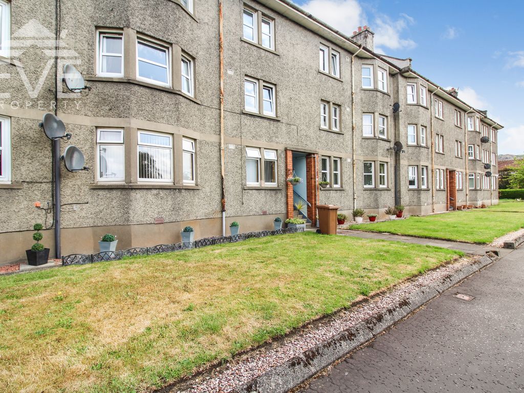 2 bed flat for sale in Eastfield Crescent, Dumbarton G82, £74,000