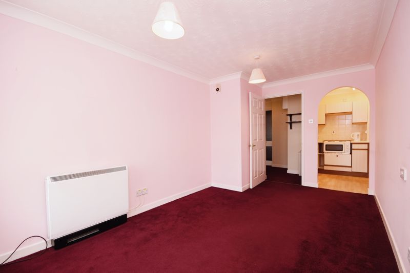 1 bed flat for sale in Hedingham Place, Sible Hedingham CO9, £80,000