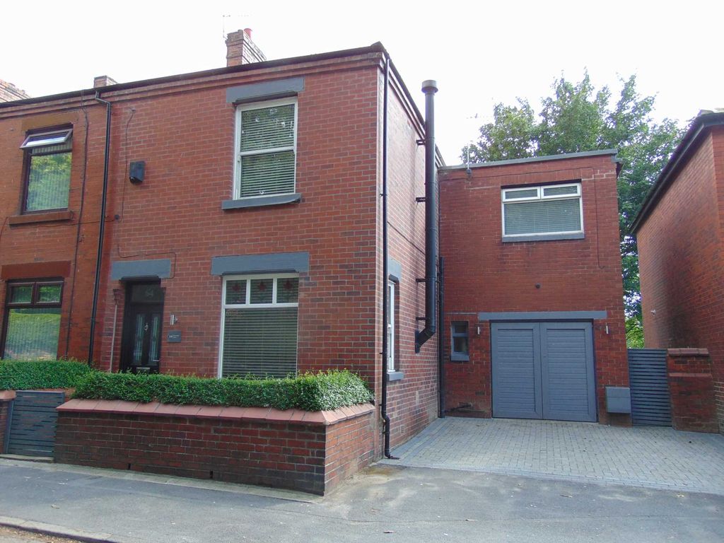 3 bed terraced house for sale in Blackshaw Lane, Royton OL2, £259,950