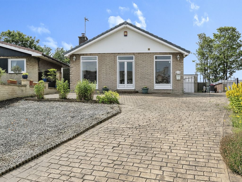 2 bed detached bungalow for sale in Highcliffe Drive, Swinton, Mexborough S64, £230,000