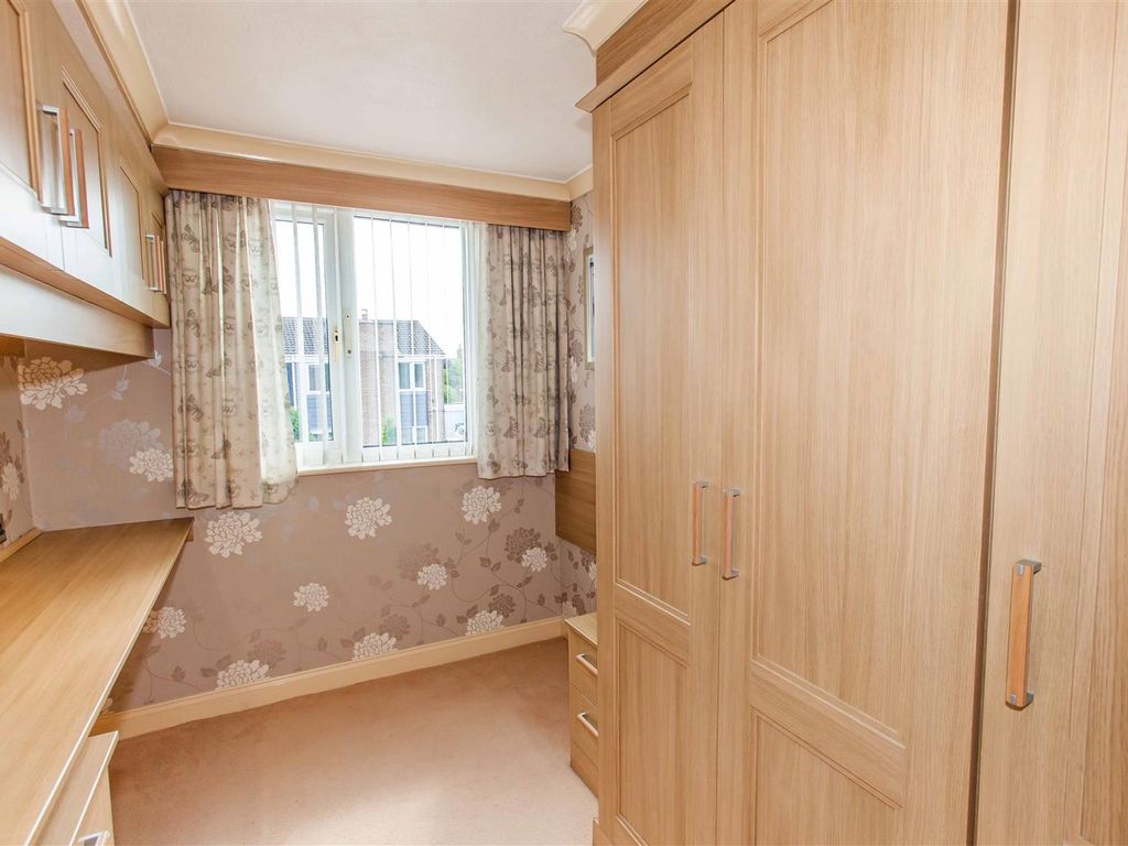 3 bed property for sale in Westbridge Road, Barlborough, Chesterfield S43, £254,950