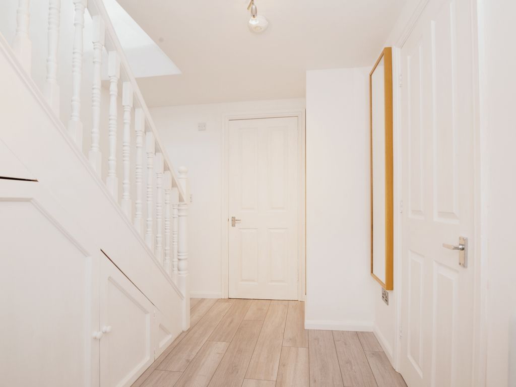 1 bed end terrace house for sale in Kames Place, Cardiff CF24, £160,000