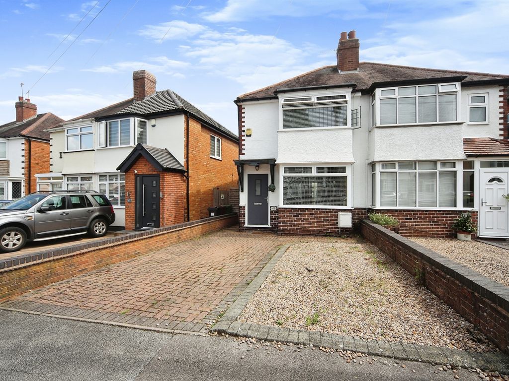 2 bed semi-detached house for sale in Summerfield Road, Solihull B92, £280,000