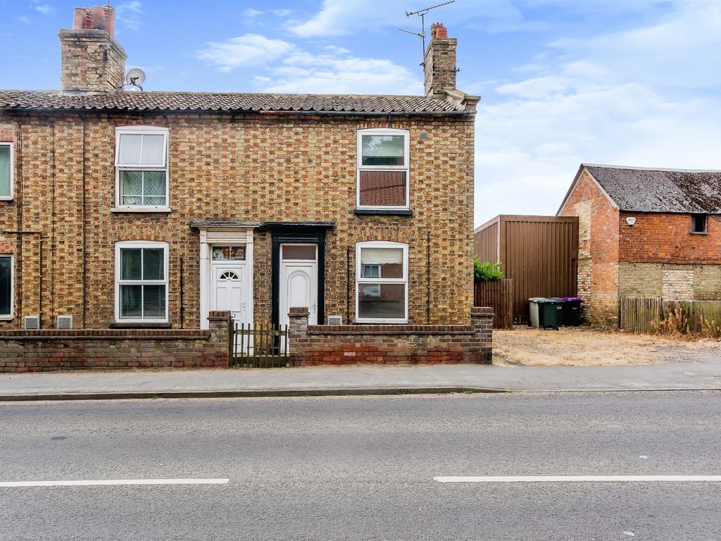 3 bed end terrace house for sale in High Street, Coningsby, Lincoln LN4, £150,000
