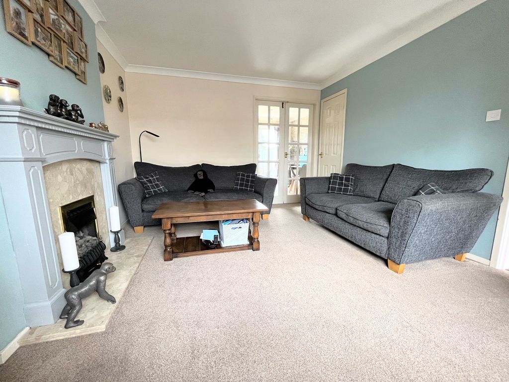 3 bed detached house for sale in Plough Lane, Newborough, Peterborough PE6, £260,000