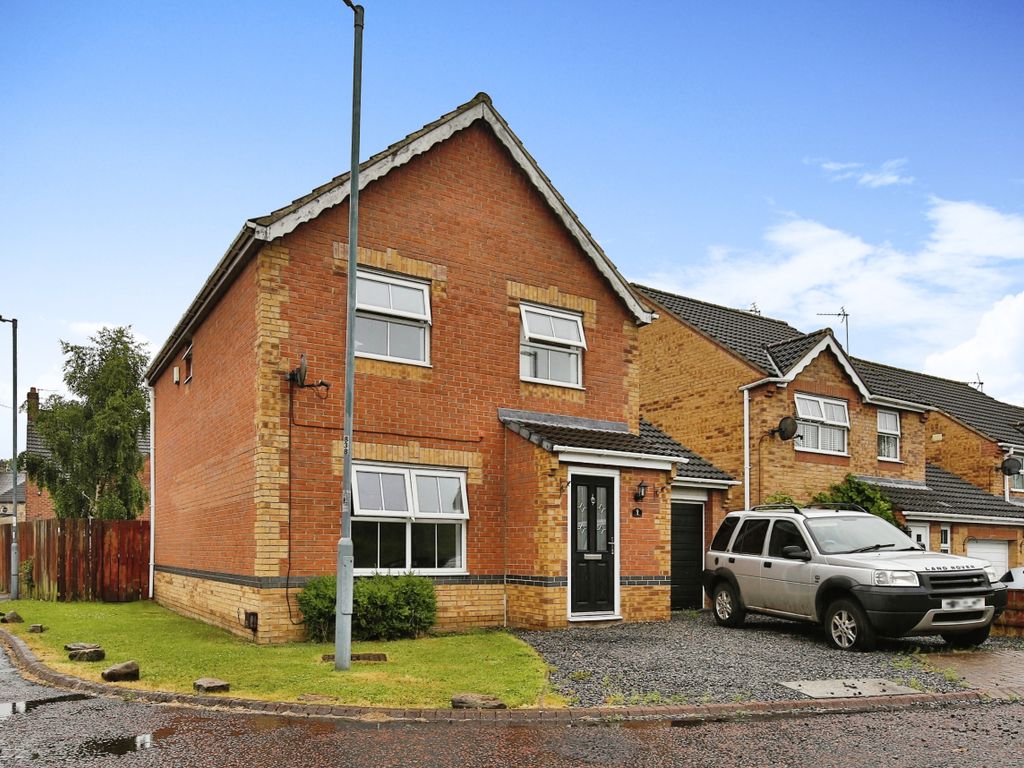 4 bed detached house for sale in Woodland View, Shildon DL4, £160,000