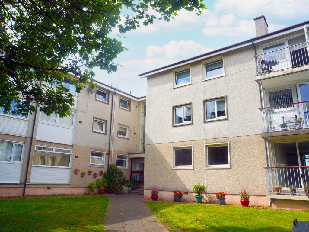 2 bed flat for sale in Columbia Way, Westwood, East Kilbride G75, £75,000