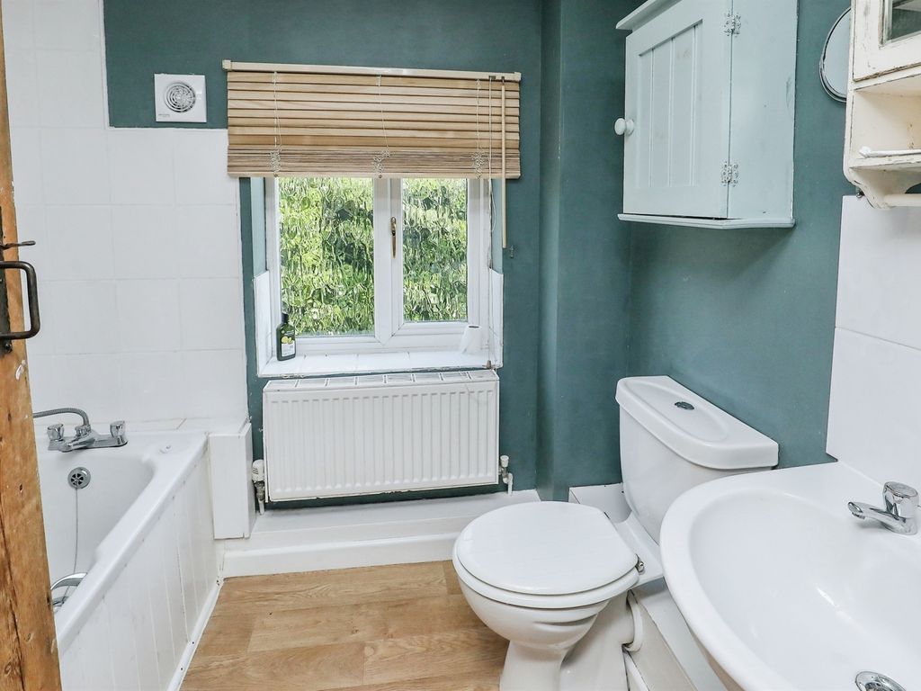 3 bed cottage for sale in Reymerston Road, Garvestone, Norwich NR9, £280,000
