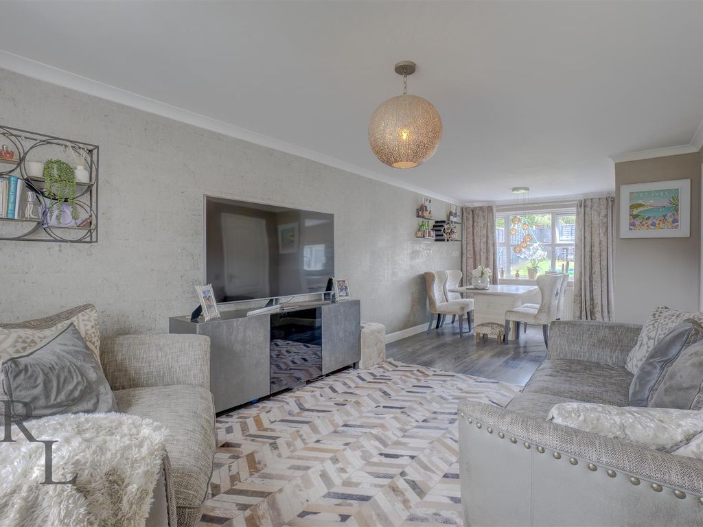 3 bed semi-detached house for sale in Malvern Crescent, Ashby-De-La-Zouch LE65, £260,000
