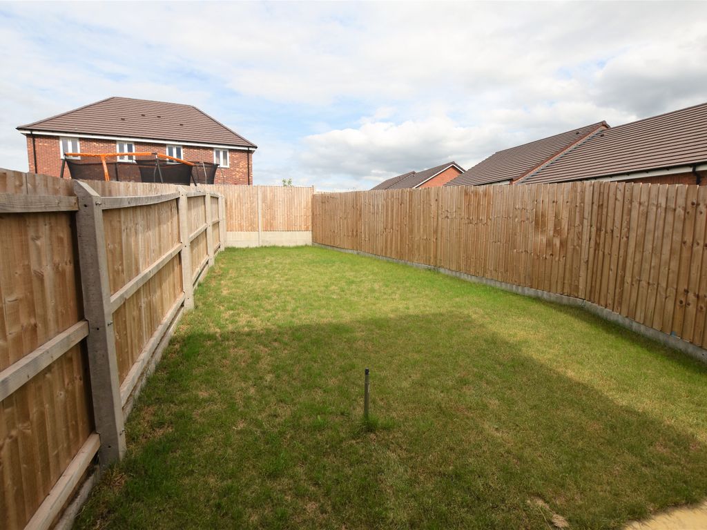 2 bed semi-detached house for sale in Buzzard Way, East Leake LE12, £136,500