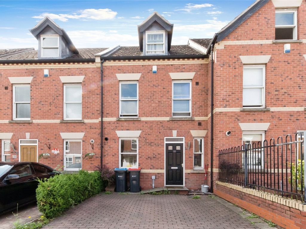3 bed town house for sale in Weaver Street, Winsford, Cheshire CW7, £200,000