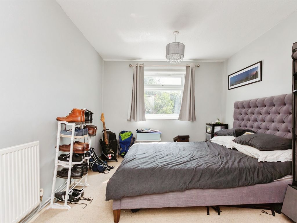 1 bed flat for sale in Williams Close, Hanslope, Milton Keynes MK19, £140,000