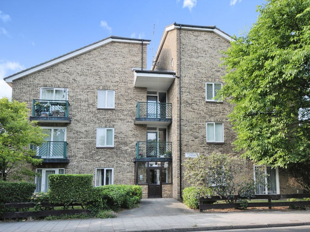 1 bed flat for sale in Widmore Road, Bromley BR1, £330,000