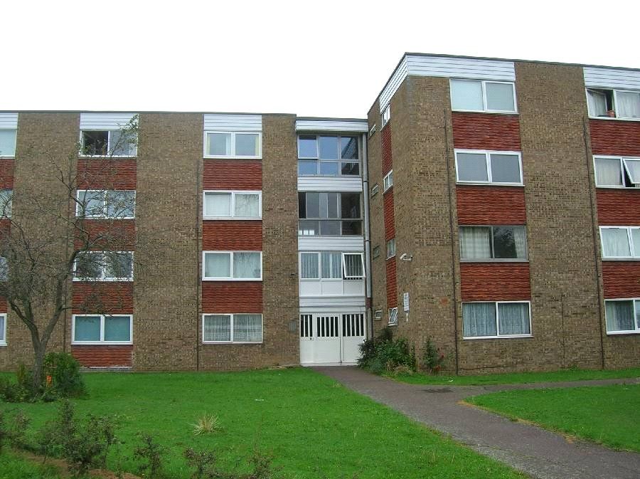 1 bed flat for sale in Dearne Walk, Bedford, Bedfordshire MK41, £85,000