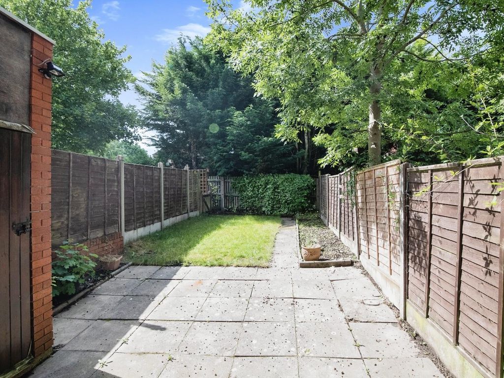 2 bed property for sale in Mickleton Road, Solihull B92, £180,000