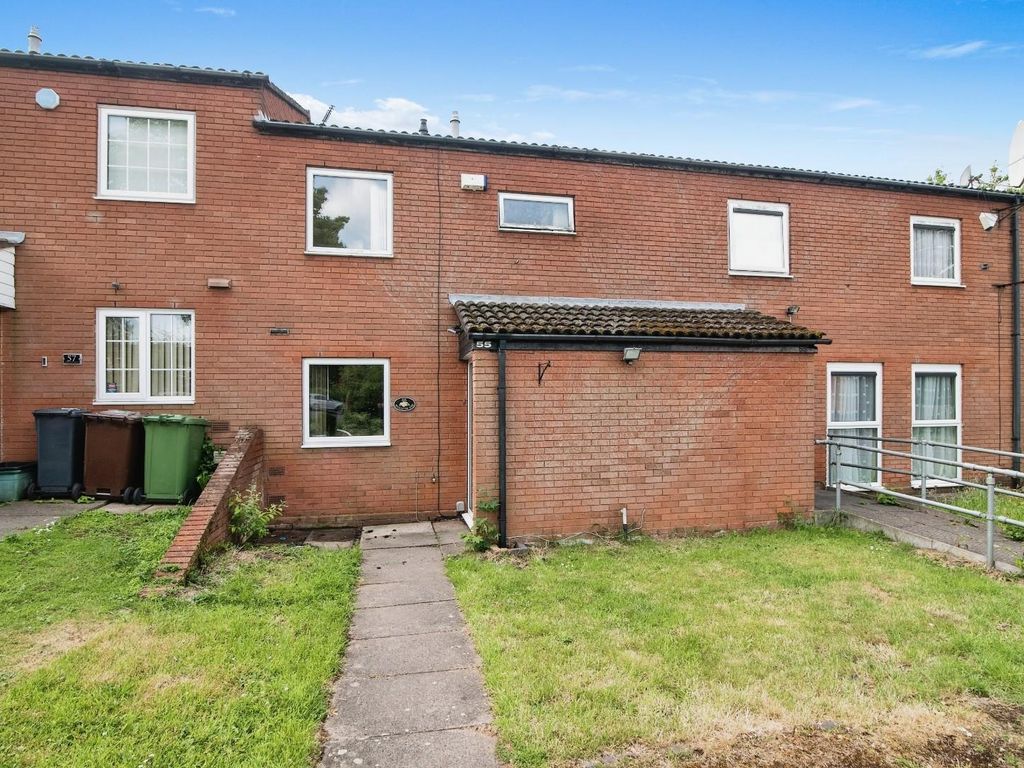 2 bed property for sale in Mickleton Road, Solihull B92, £180,000