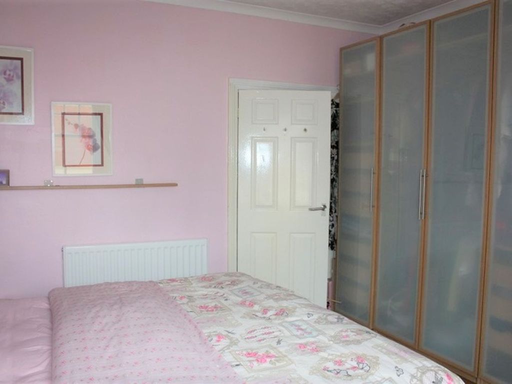 3 bed terraced house for sale in Wolverton, Milton Keynes MK12, £335,000