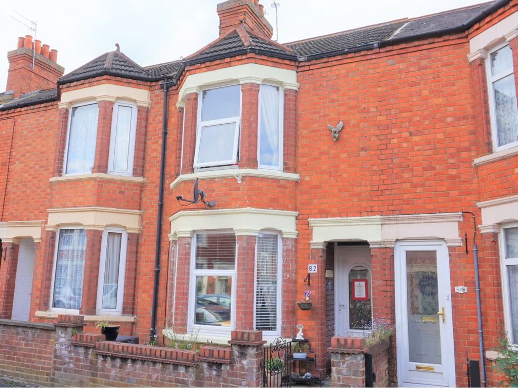 3 bed terraced house for sale in Wolverton, Milton Keynes MK12, £335,000