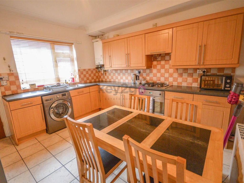 3 bed terraced house for sale in Vere Road, Sheffield S6, £150,000