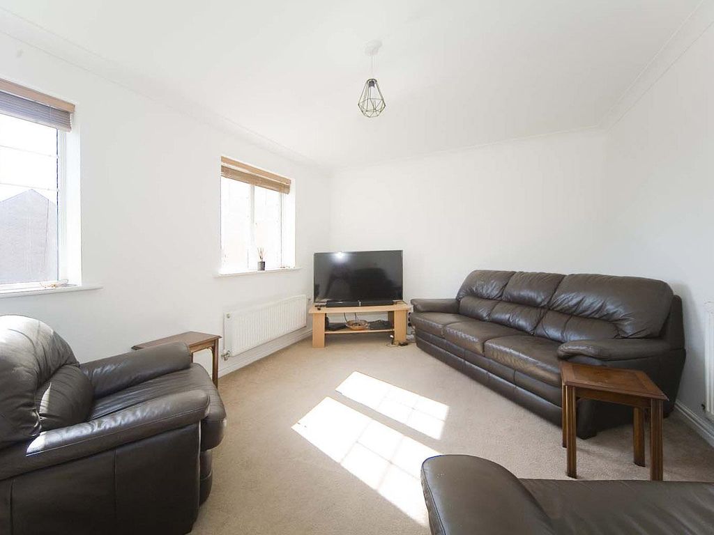 2 bed flat for sale in Evergreen Close, Hartlepool TS26, £80,000
