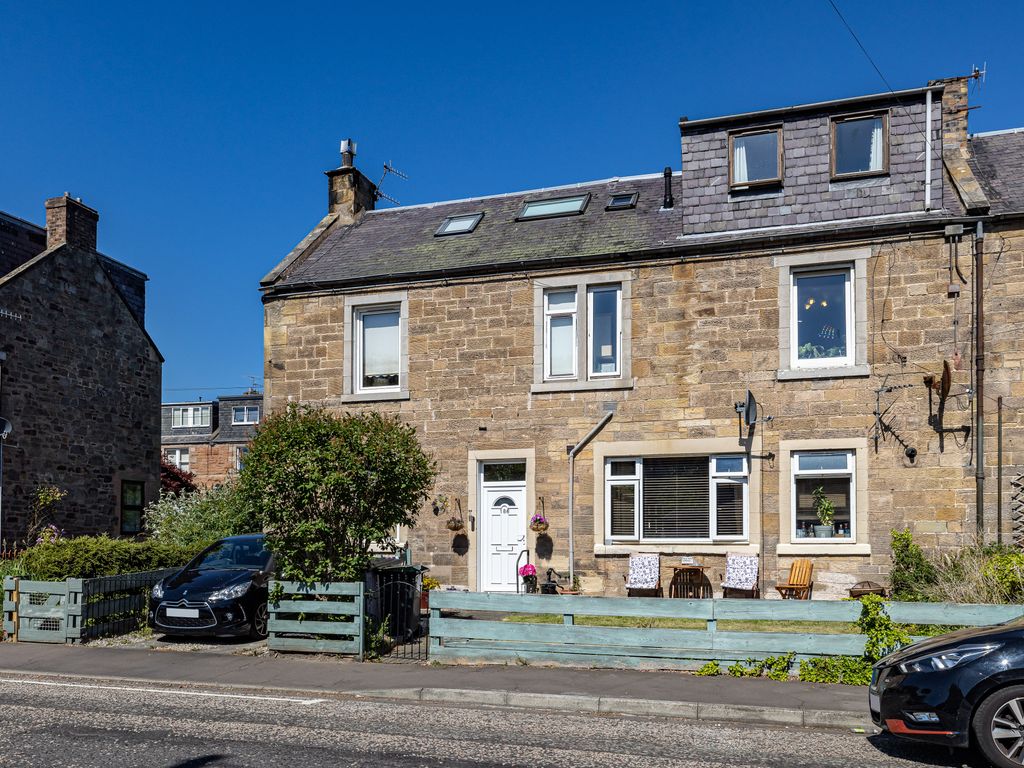 2 bed maisonette for sale in Croft Street, Galashiels TD1, £110,000