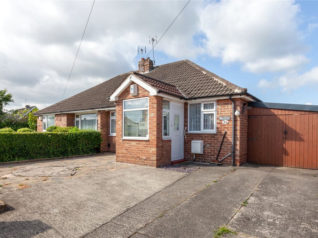 2 bed bungalow for sale in Florence Grove, York, North Yorkshire YO30, £260,000