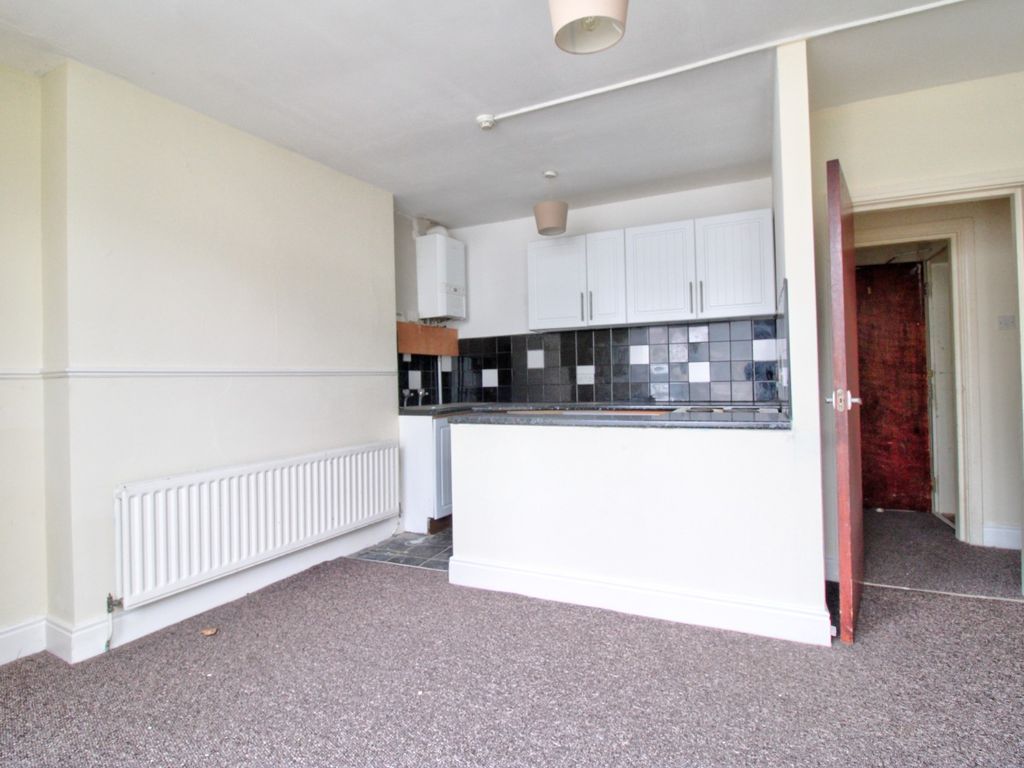 4 bed flat for sale in Shaftesbury Street, Stockton-On-Tees, Durham TS18, £125,000