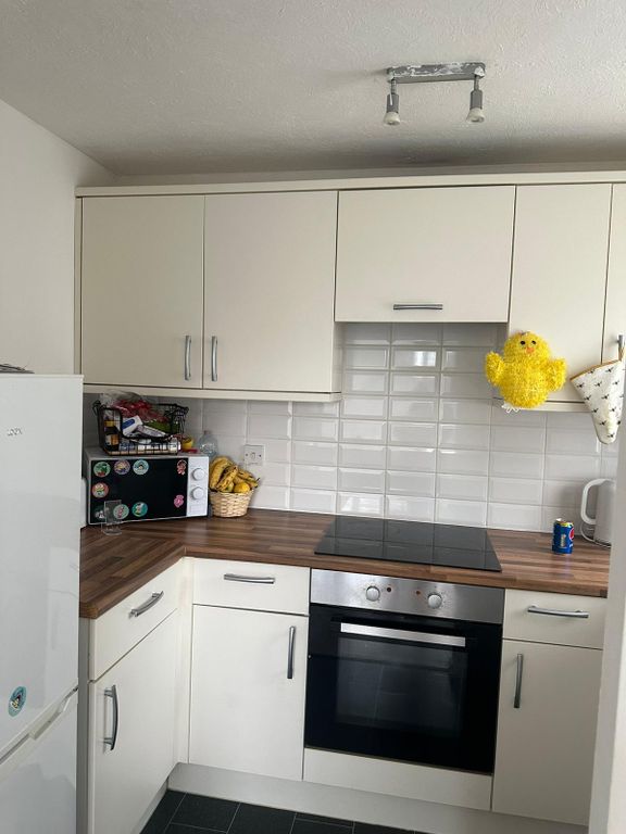 1 bed flat for sale in The Ridings, Luton LU3, £155,000