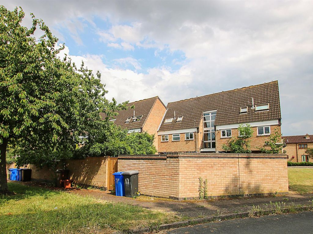 2 bed flat for sale in Noel Murless Drive, Newmarket CB8, £170,000