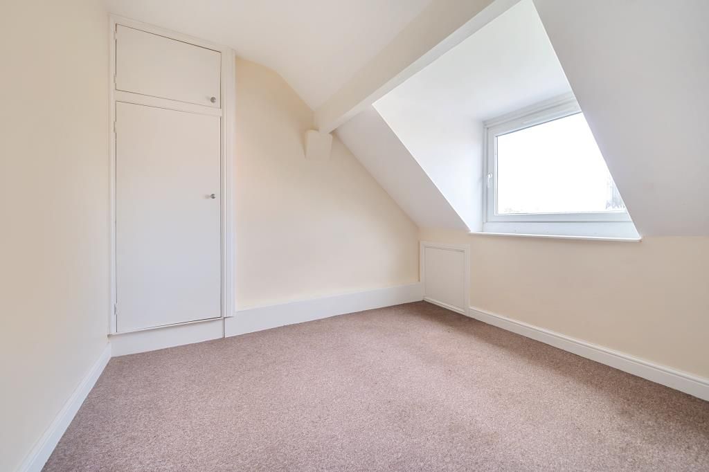 1 bed flat for sale in Temple Street, Llandrindod Wells LD1, £60,000