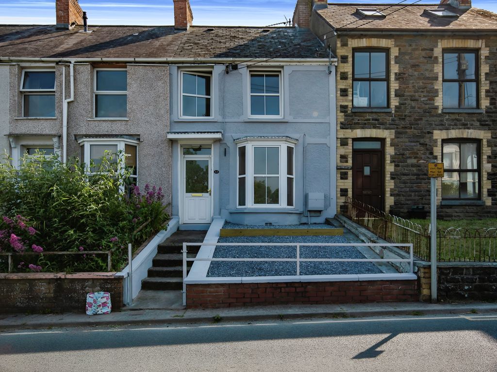 3 bed terraced house for sale in Brecon Terrace, Cardigan SA43, £239,950