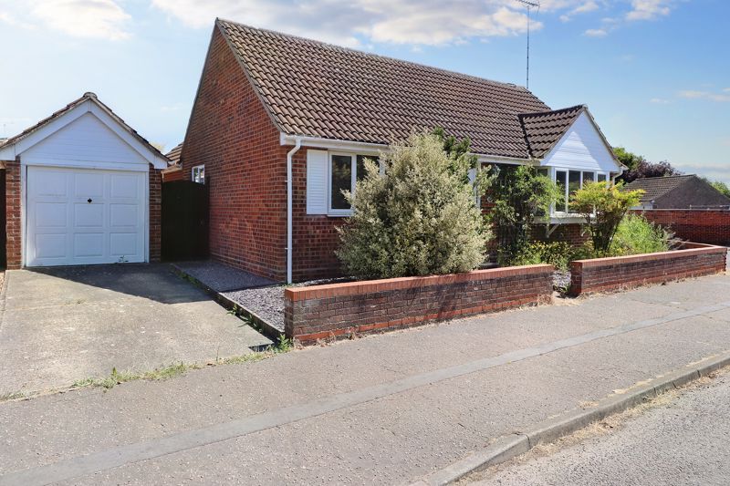 2 bed bungalow for sale in Richard Avenue, Wivenhoe CO7, £295,000