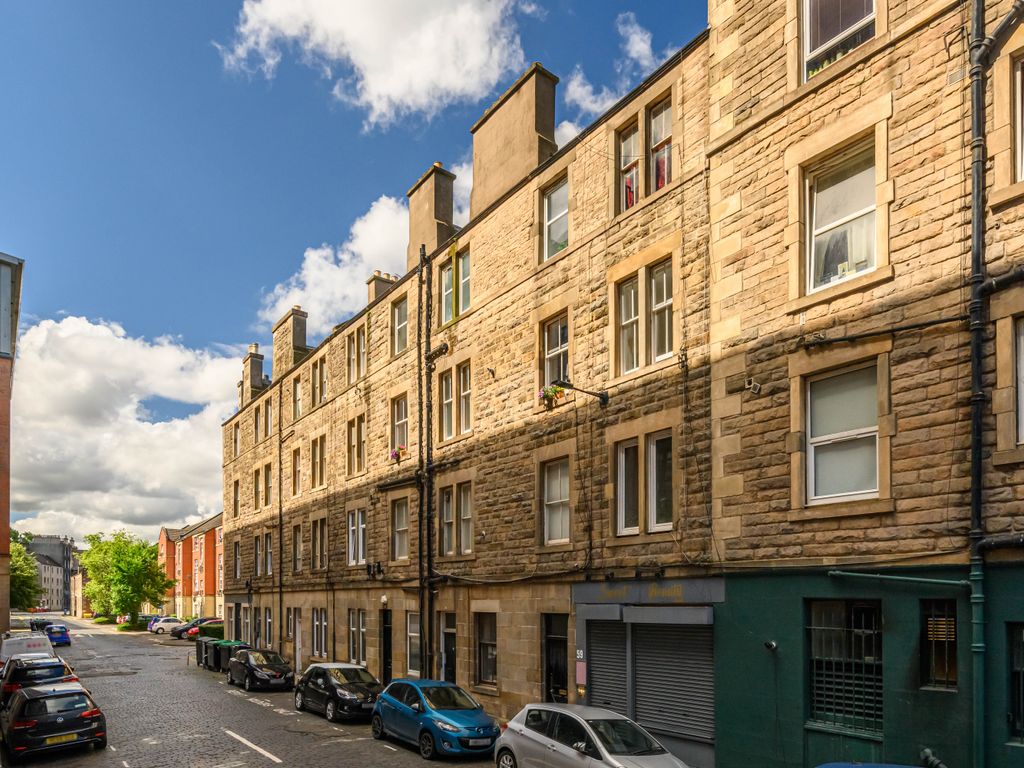 2 bed flat for sale in Elbe Street, Edinburgh EH6, £160,000
