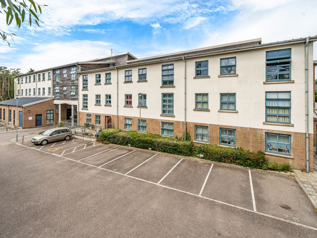 2 bed flat for sale in Horn Cross Road, Plymouth, Devon PL9, £120,000