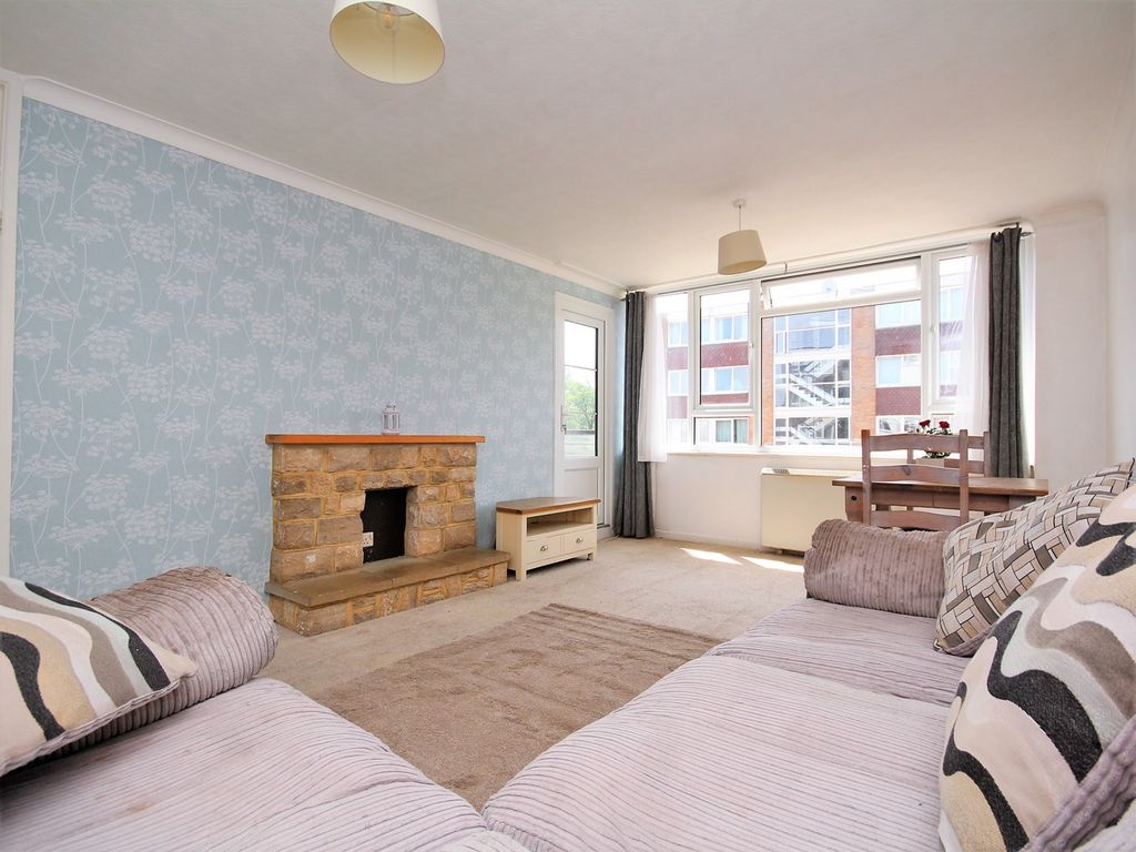 2 bed flat for sale in 66 Princess Road, Branksome, Poole BH12, £180,000