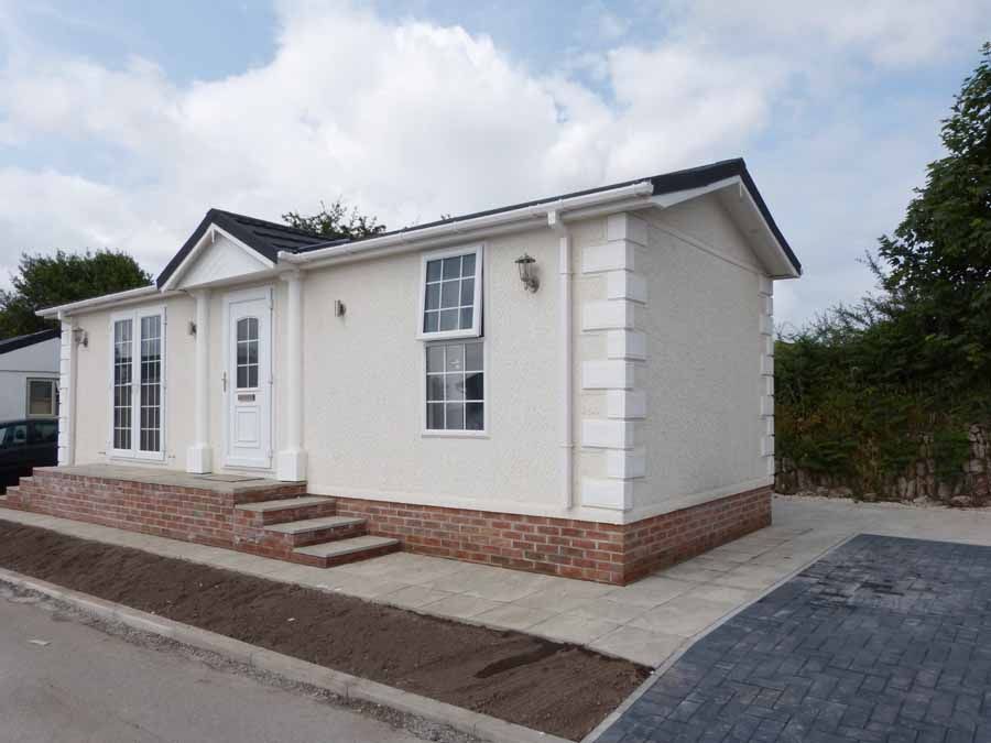 2 bed mobile/park home for sale in Manor Park, Penwithick PL26, £99,000