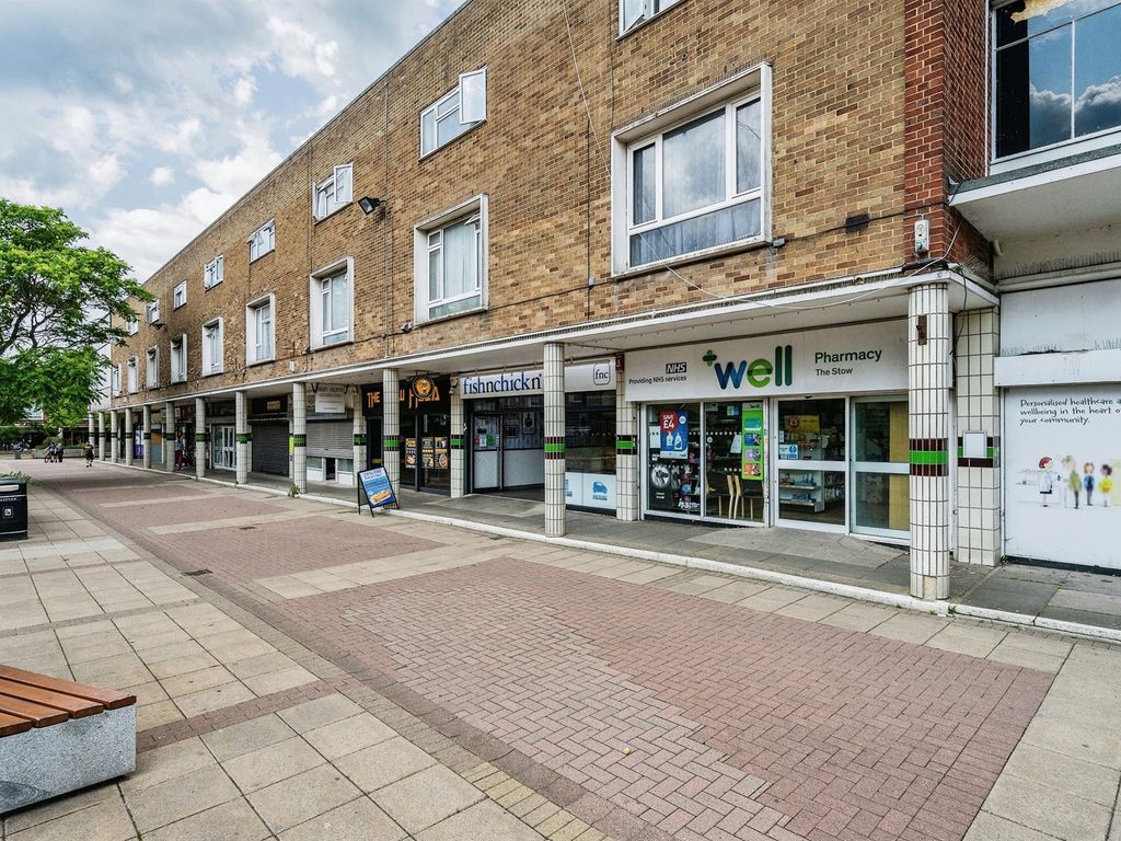 2 bed maisonette for sale in The Stow, Harlow CM20, £190,000