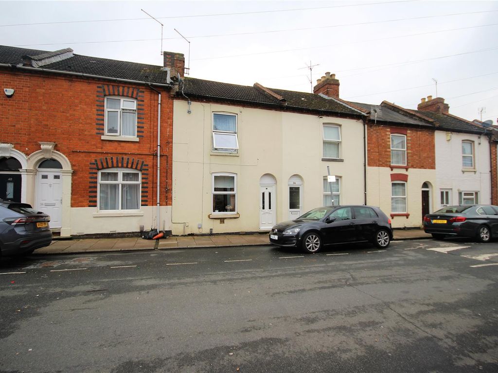 2 bed property for sale in Military Road, Northampton NN1, £190,000