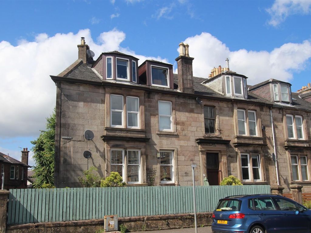 1 bed flat for sale in Cardwell Road, Gourock PA19, £63,000