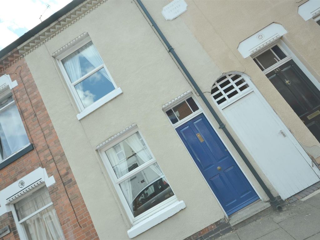 2 bed terraced house for sale in Avenue Road Extension, Leicester LE2, £210,000