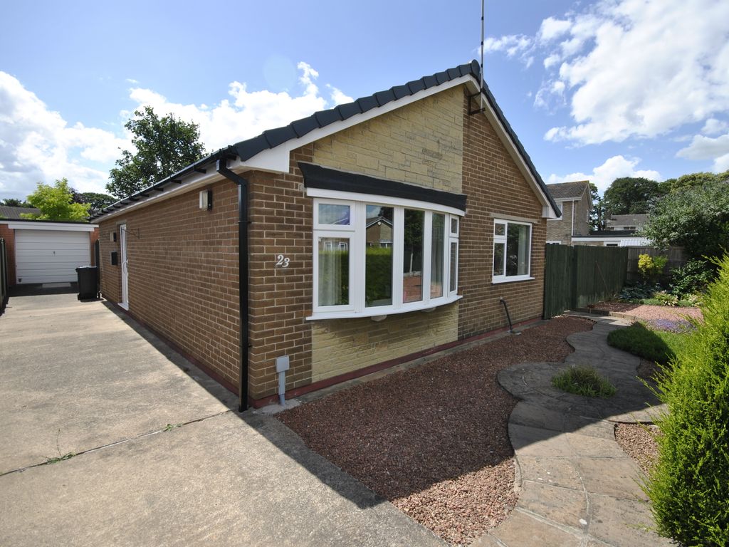 2 bed detached bungalow for sale in Chantry Close, Cantley, Doncaster DN4, £245,000