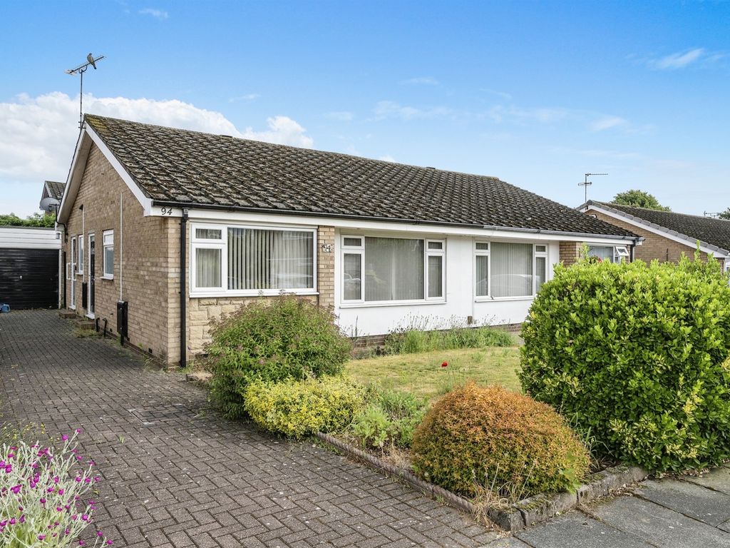 2 bed semi-detached bungalow for sale in Whitton Close, Bessacarr, Doncaster DN4, £175,000