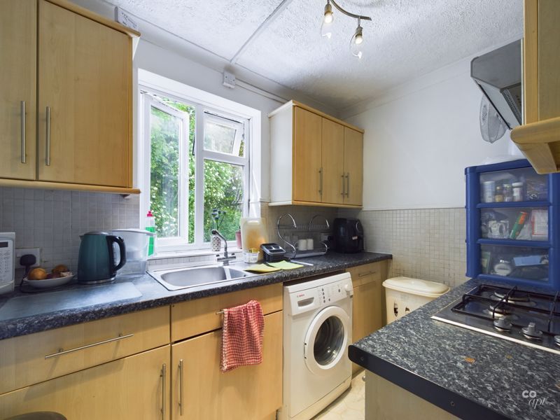 1 bed property for sale in Gladstone Place, Brighton BN2, £220,000