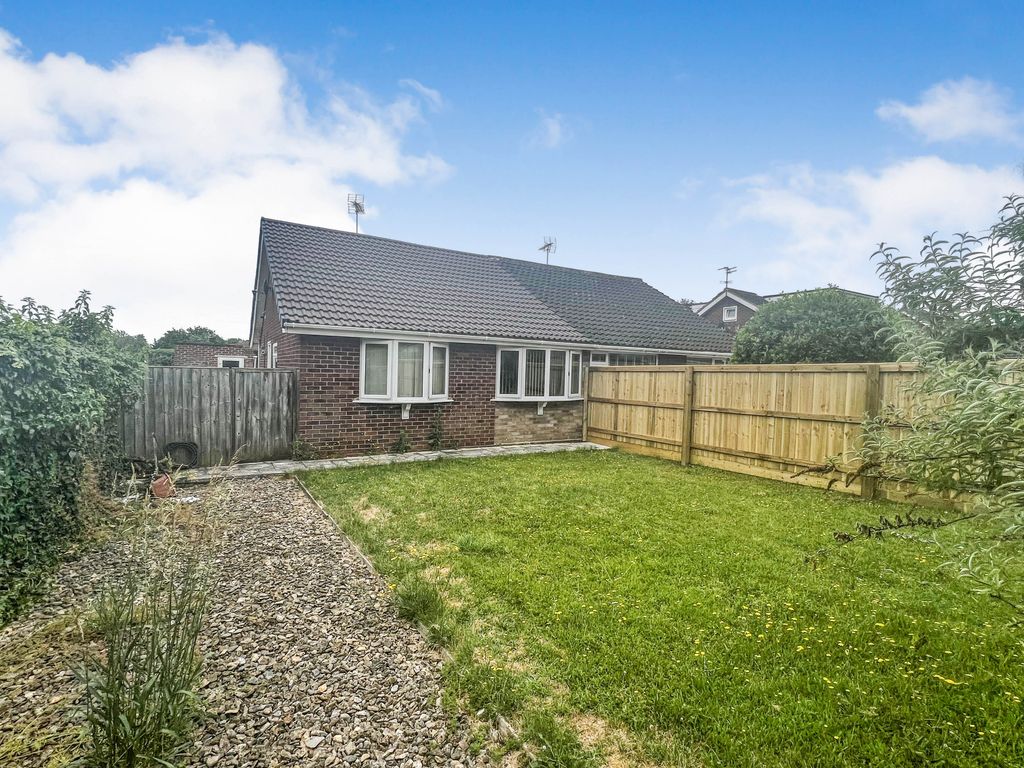 2 bed semi-detached bungalow for sale in Derwent Drive, Swindon SN2, £240,000